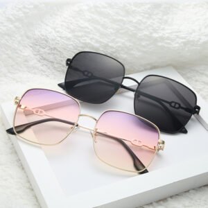 نظارة شمسية نسائية M61008