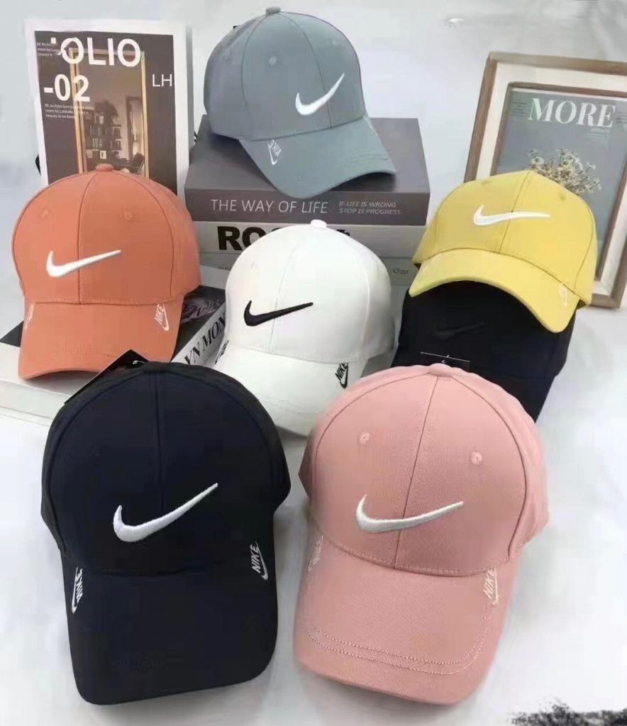 طاقية شعار نايك Nike