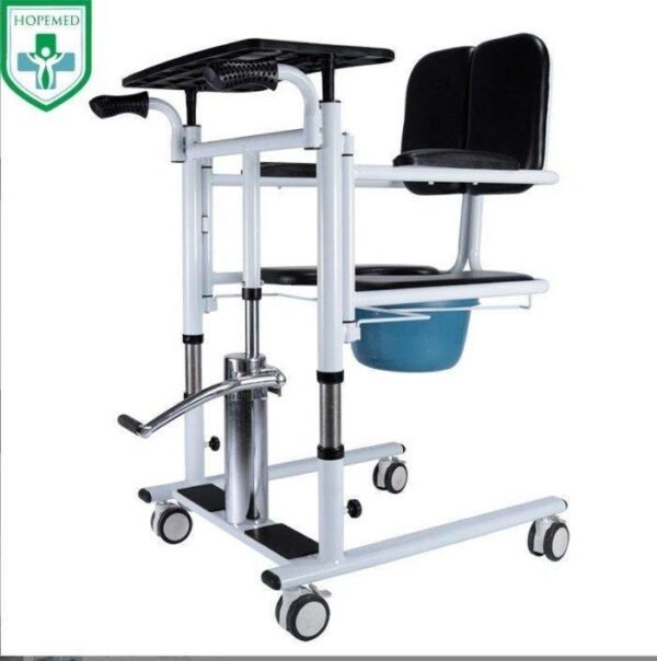 كرسي متحرك لنقل المرضى