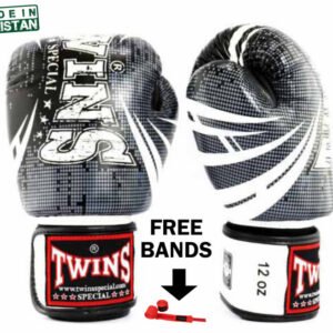 قلفز ملاكمة مع باندج باكستاني توينز